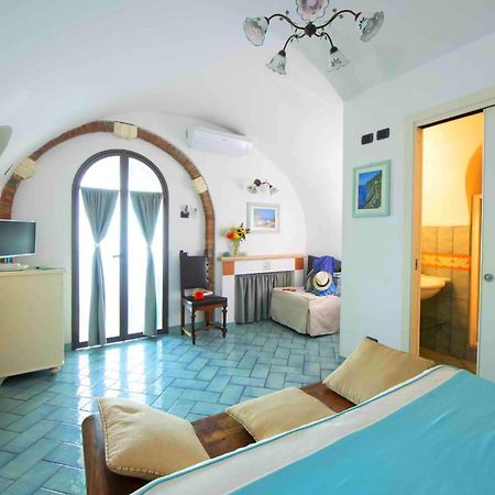 Hotel La Ninfa Amalfi Exterior photo