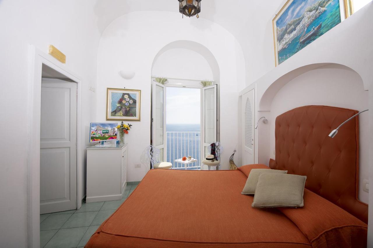 Hotel La Ninfa Amalfi Exterior photo