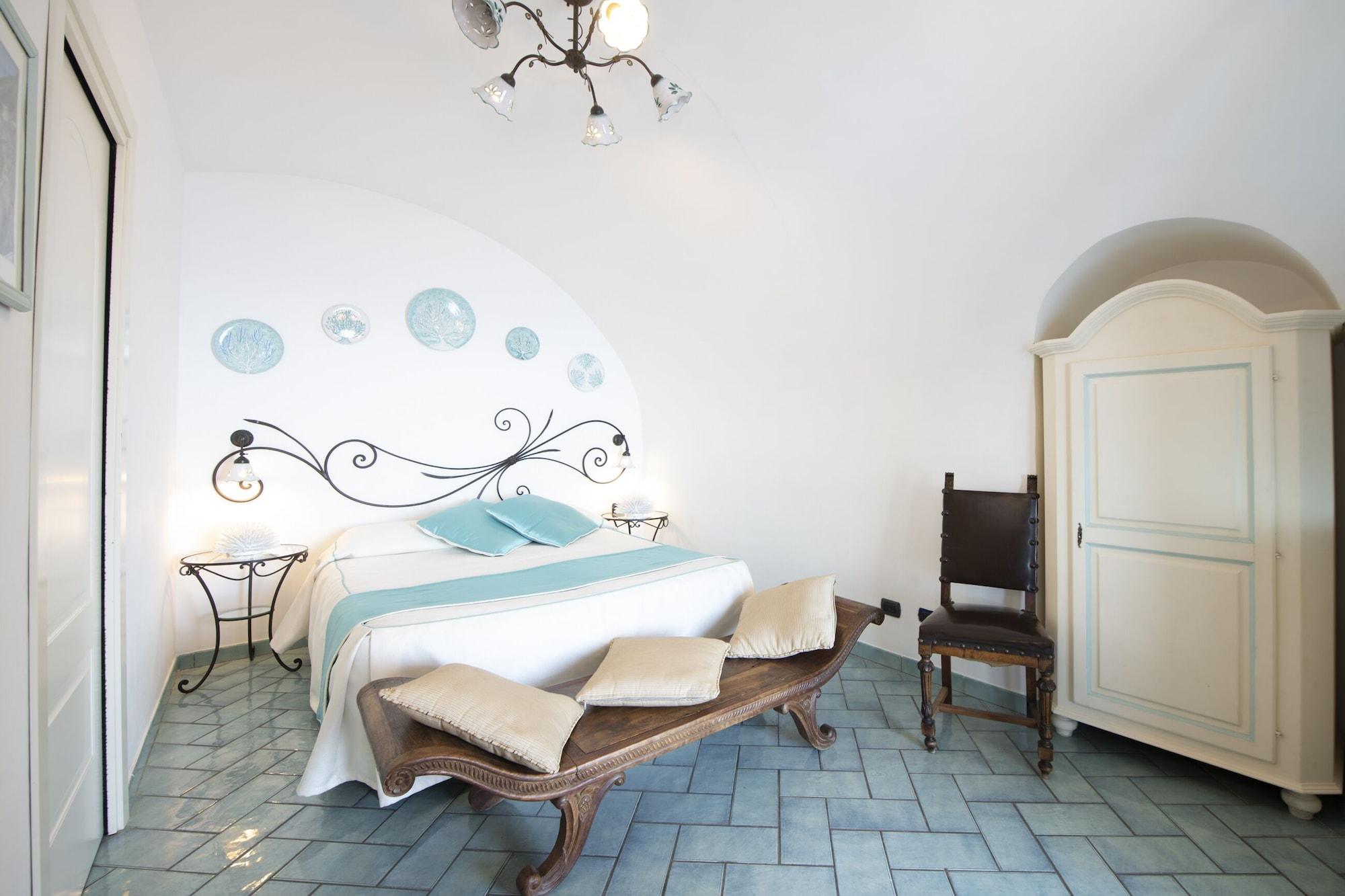 Hotel La Ninfa Amalfi Exterior photo