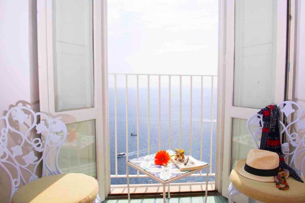 Hotel La Ninfa Amalfi Exterior photo