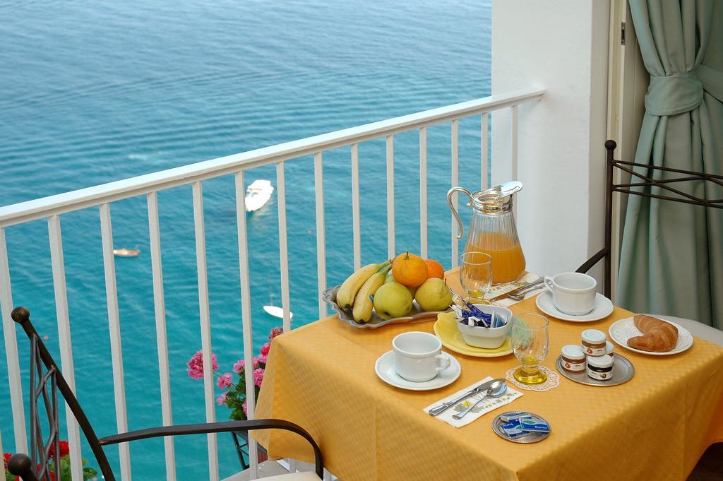 Hotel La Ninfa Amalfi Exterior photo